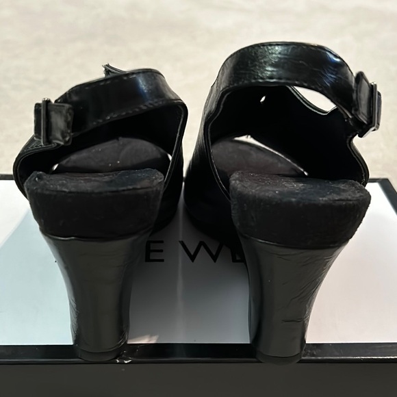 Aerosoles Leather Wedge Sandal - Picture 7 of 8